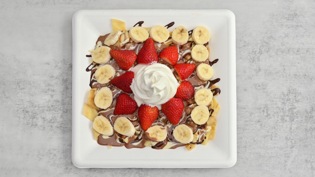 Fettuccini crepe with fruits